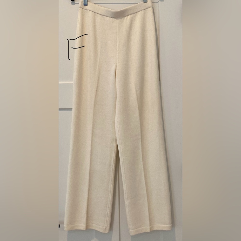 St. John Knit Cream Elastic Waist Pant 6